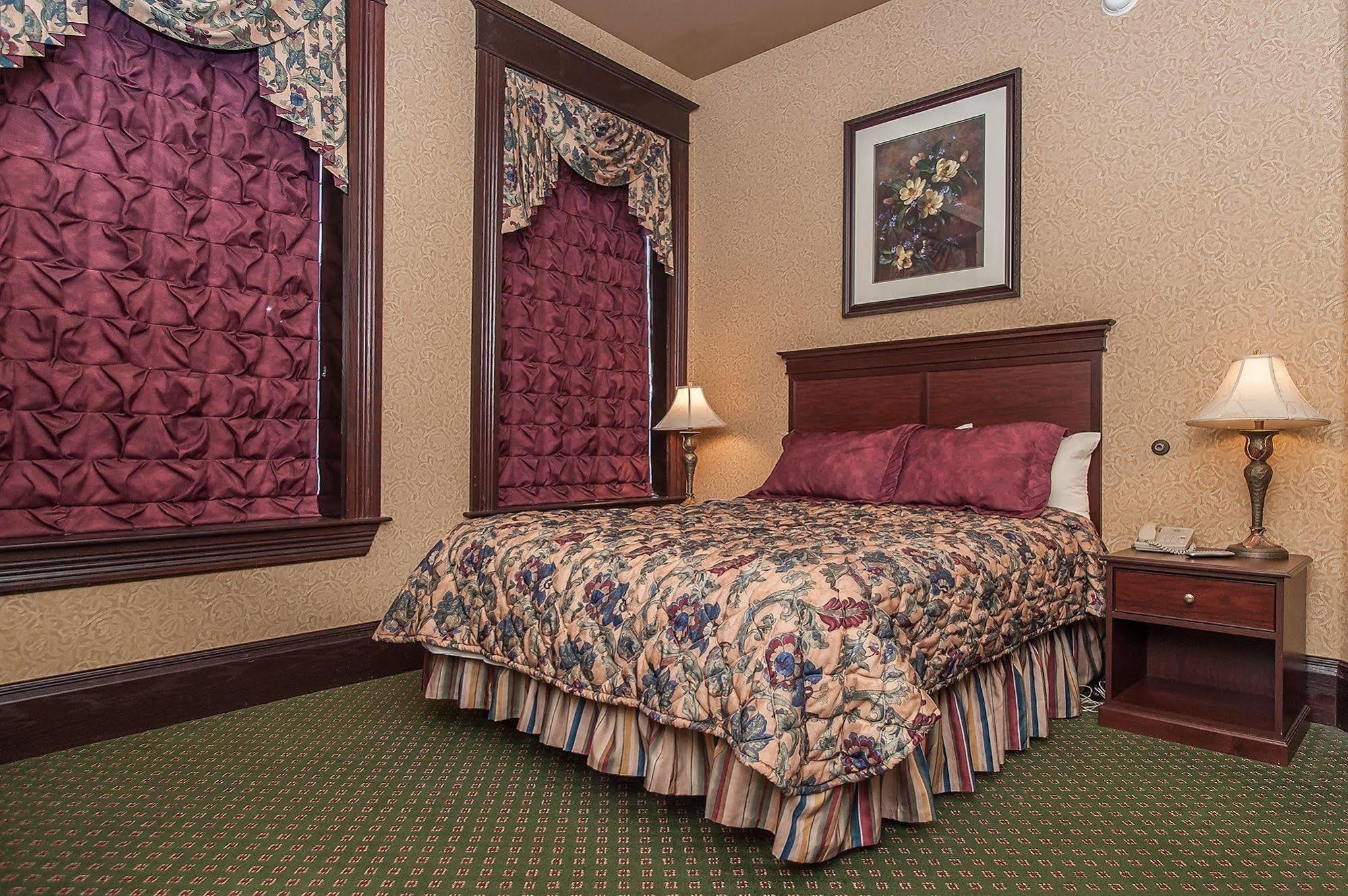 Hickok'S Hotel And Gaming Дедвуд Экстерьер фото